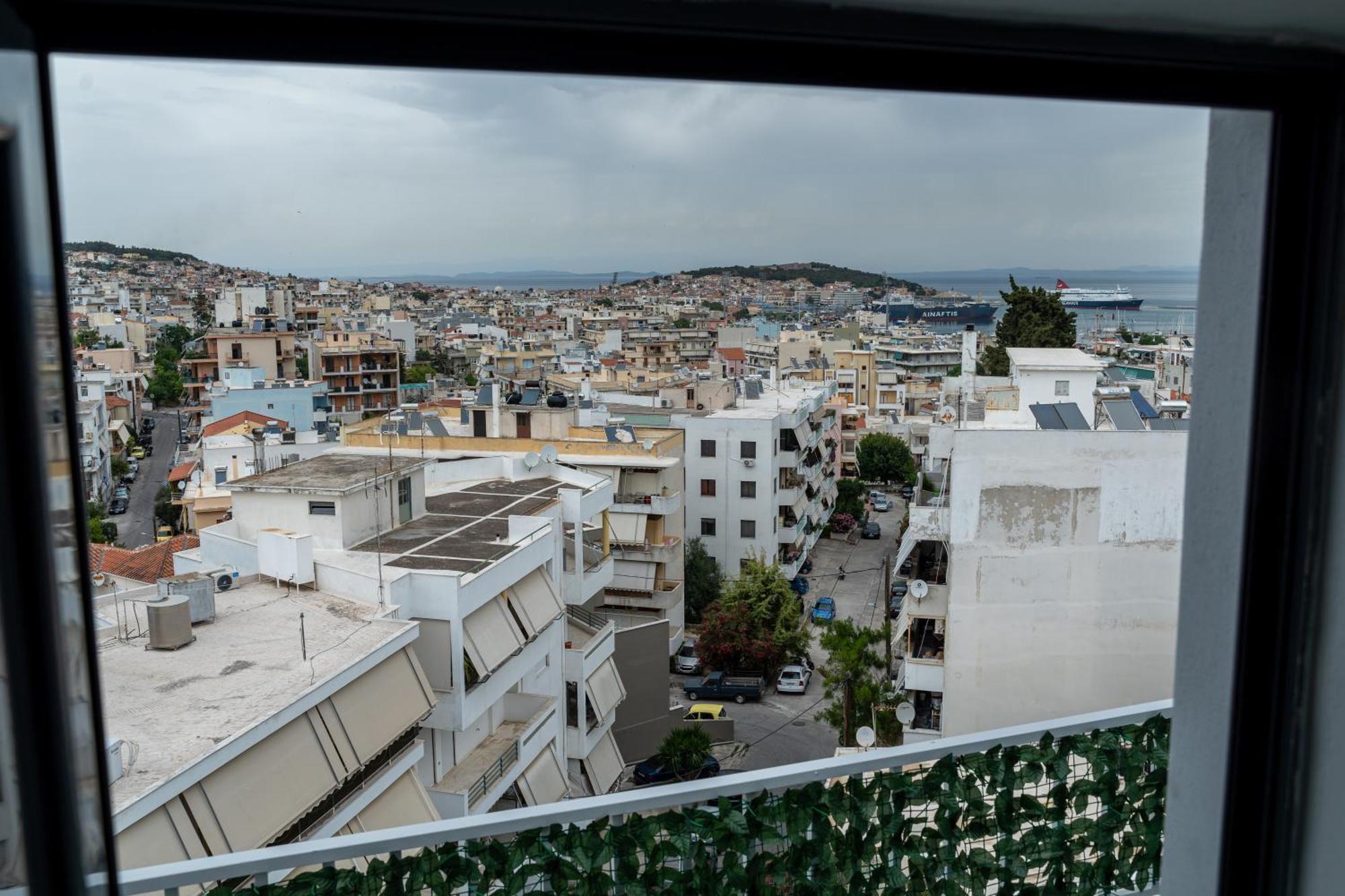 Loft Life Studio, With 360 View Of Mytilene Lägenhet Exteriör bild