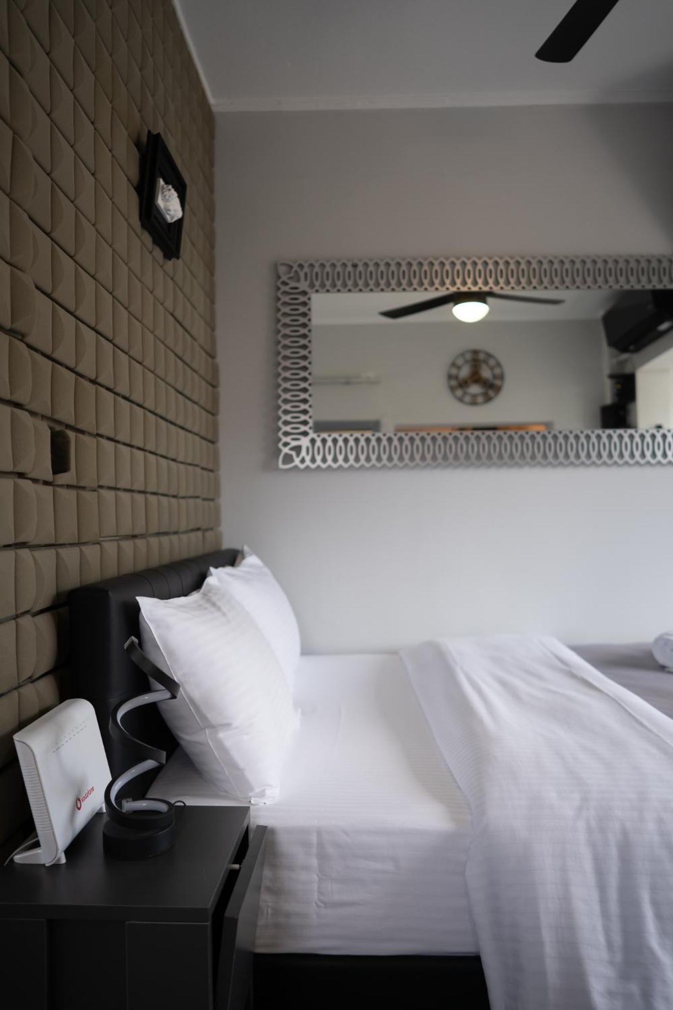 Loft Life Studio Mytilene View Exteriör bild